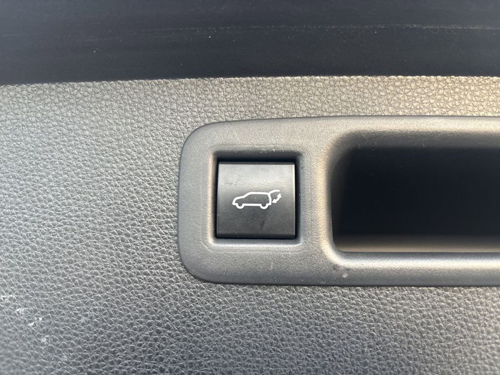 2020 Toyota Highlander Platinum - Photo 16