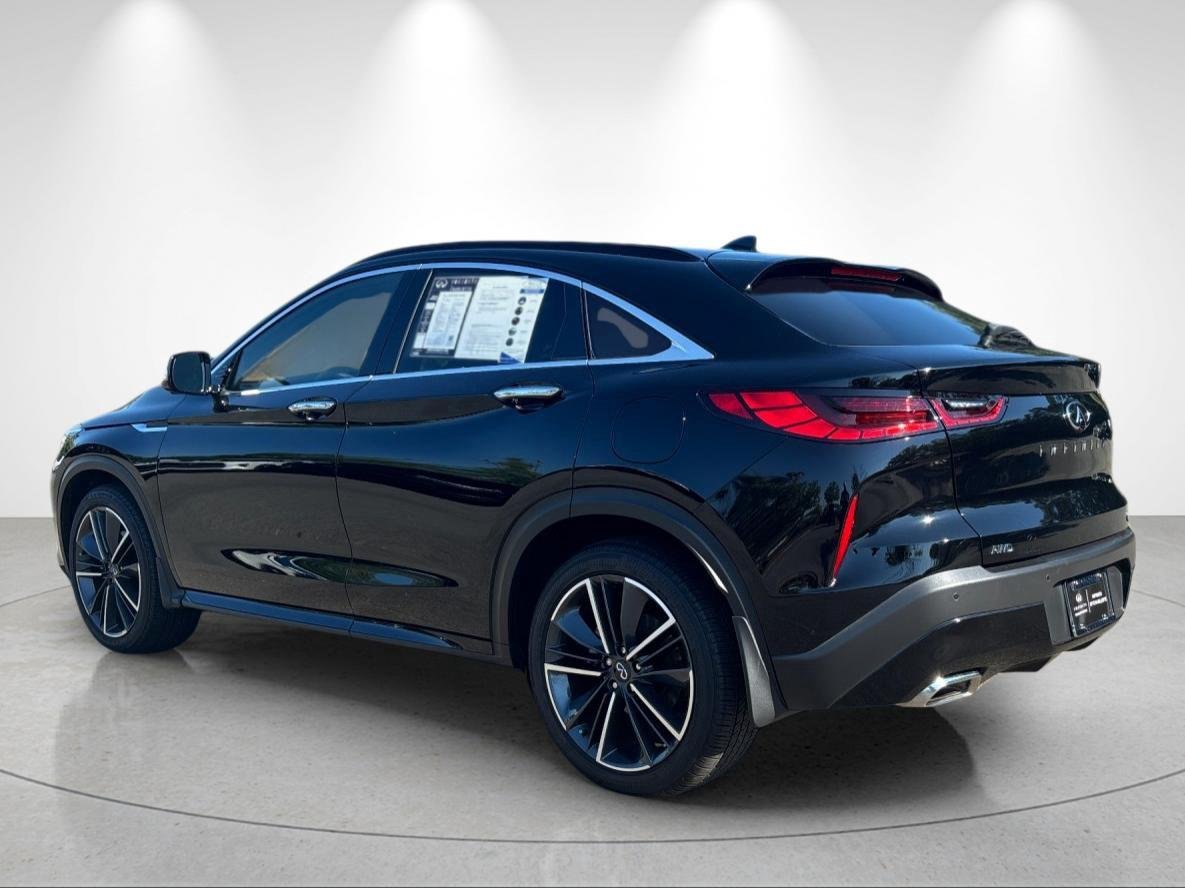 Certified Used 2025 Black Obsidian INFINITI SENSORY image 3