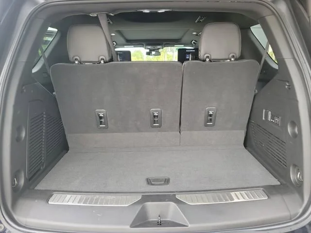 2023 Chevrolet Tahoe RST - Photo 10