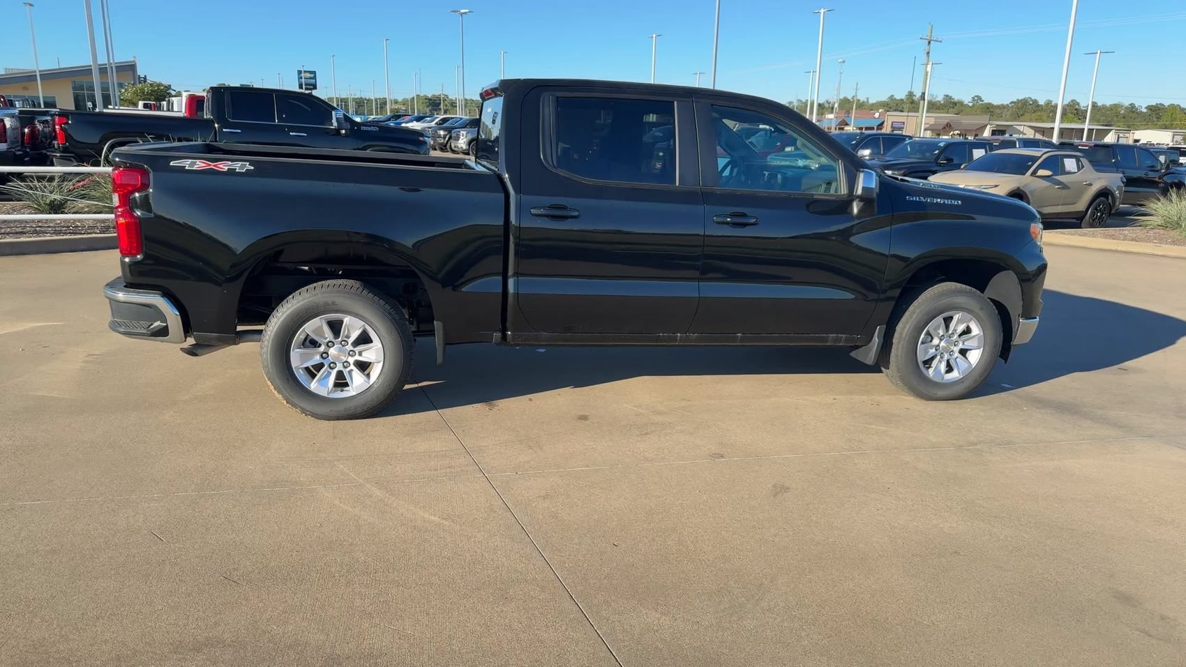 2026 Chevrolet Silverado 1500 LT - Photo 8