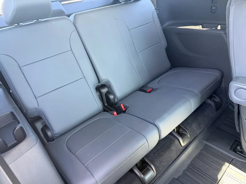 Used 2019 SUMMIT WHITE Chevrolet Premier image 23