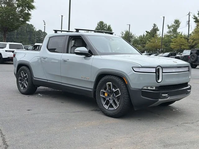 Used 2022  Rivian Adventure image 15