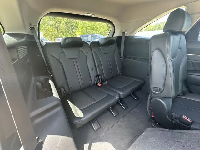Used 2023 Gray Kia SX image 31