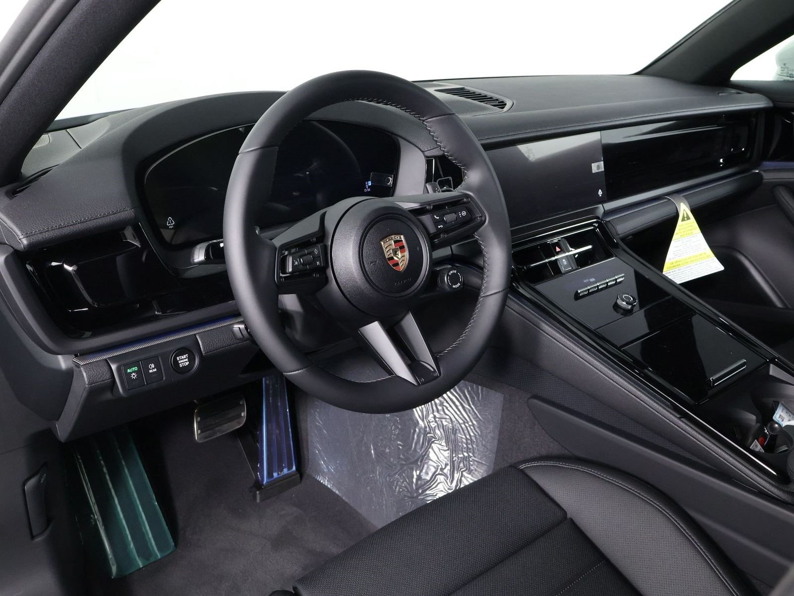 New 2026 White Porsche RWD image 4