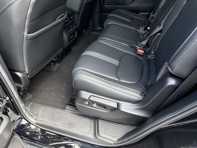 Used 2024 Black Honda Touring image 13