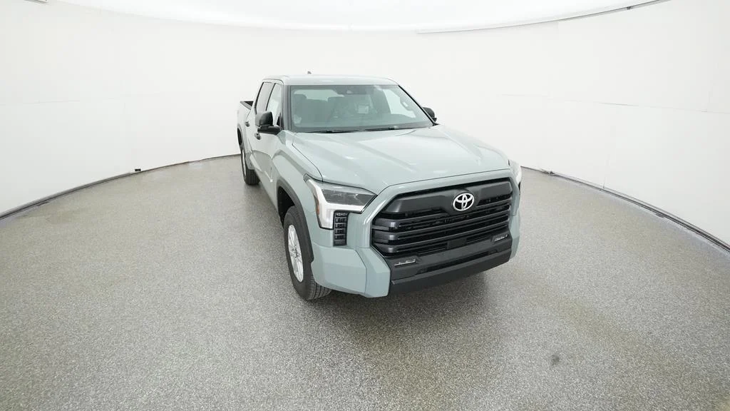 2025 Toyota Tundra SR5 - Photo 7