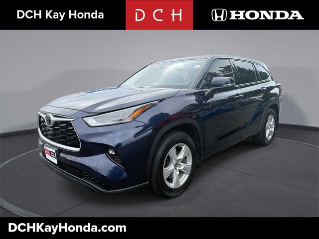 2022 Toyota Highlander LE