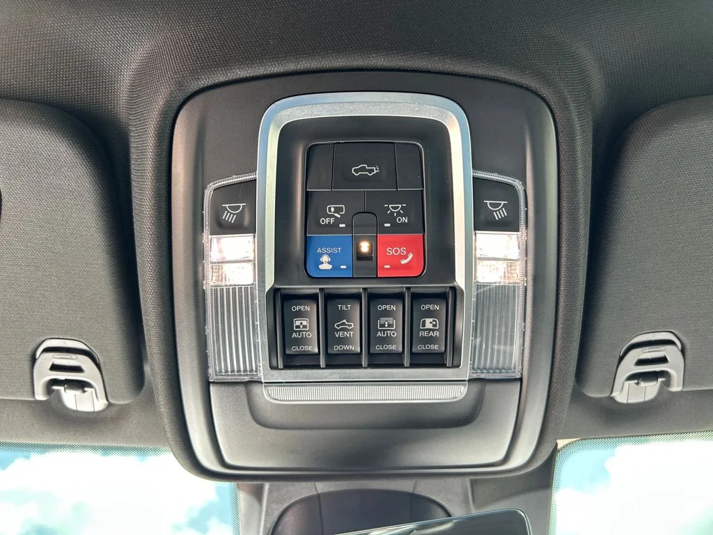 Used 2022 White Ram TRX image 17