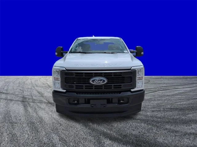 New 2026 Oxford White Ford F-350® XL image 9