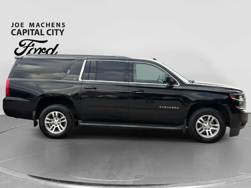 Used 2016 Black Chevrolet LT image 3