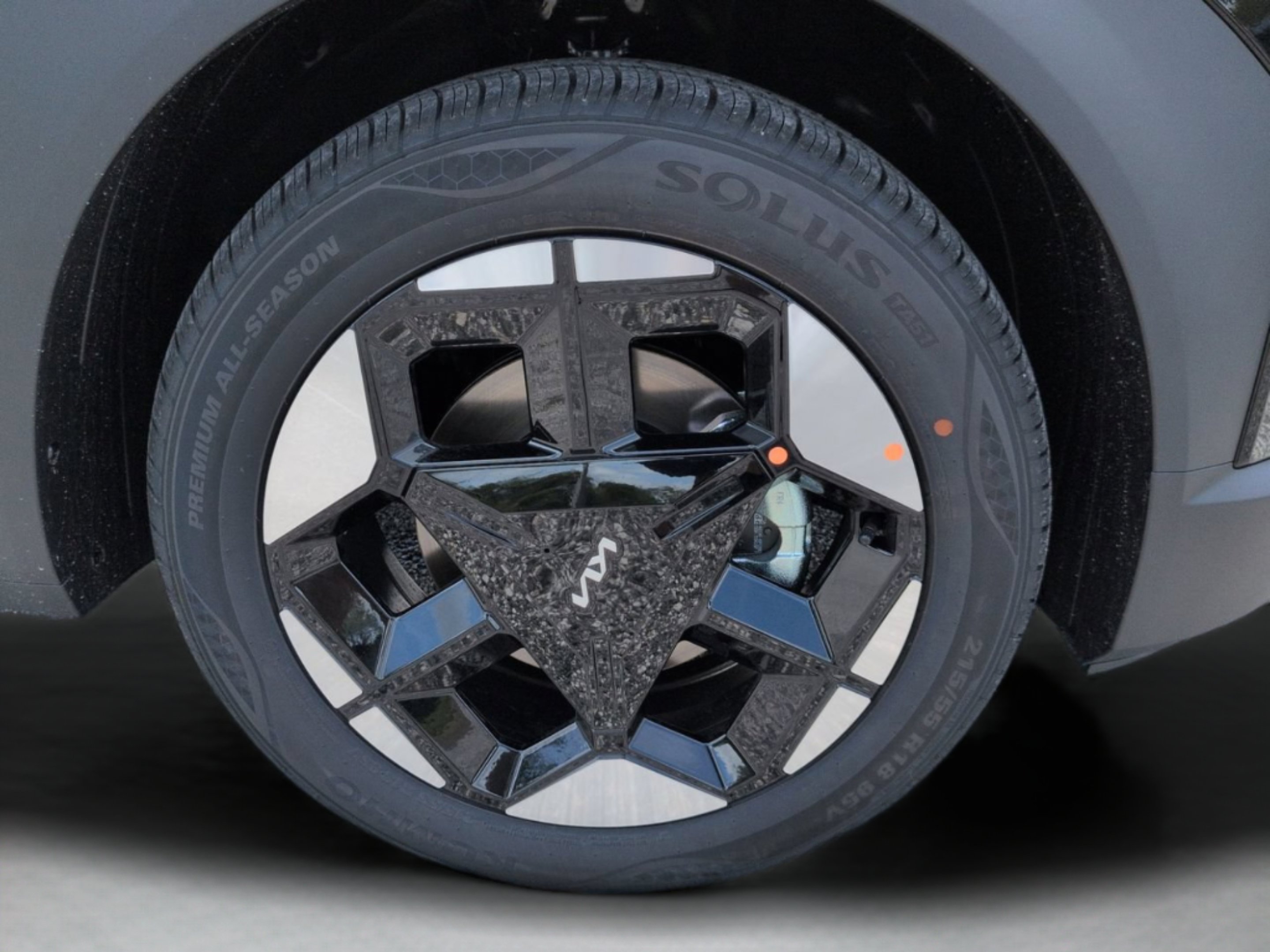 New 2027 Aurora Black Pearl Kia EX image 13