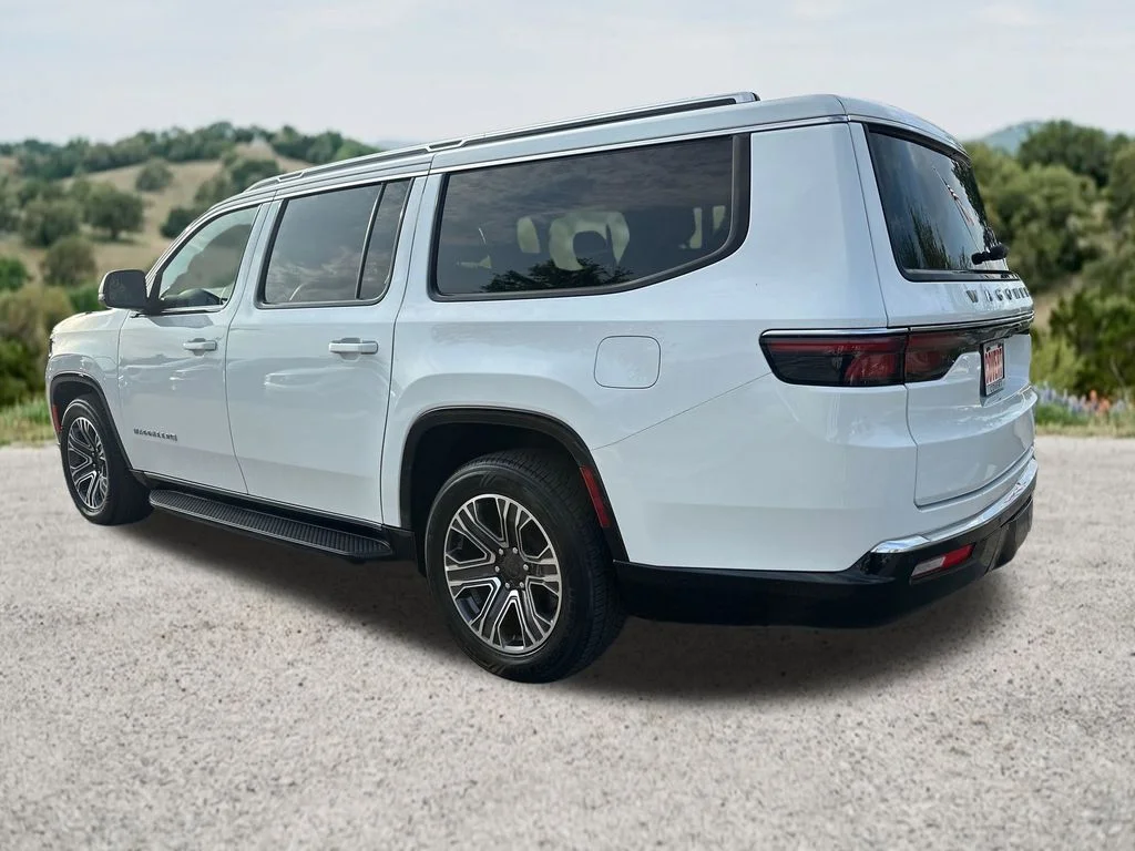 Used 2023 White Jeep Series II image 3