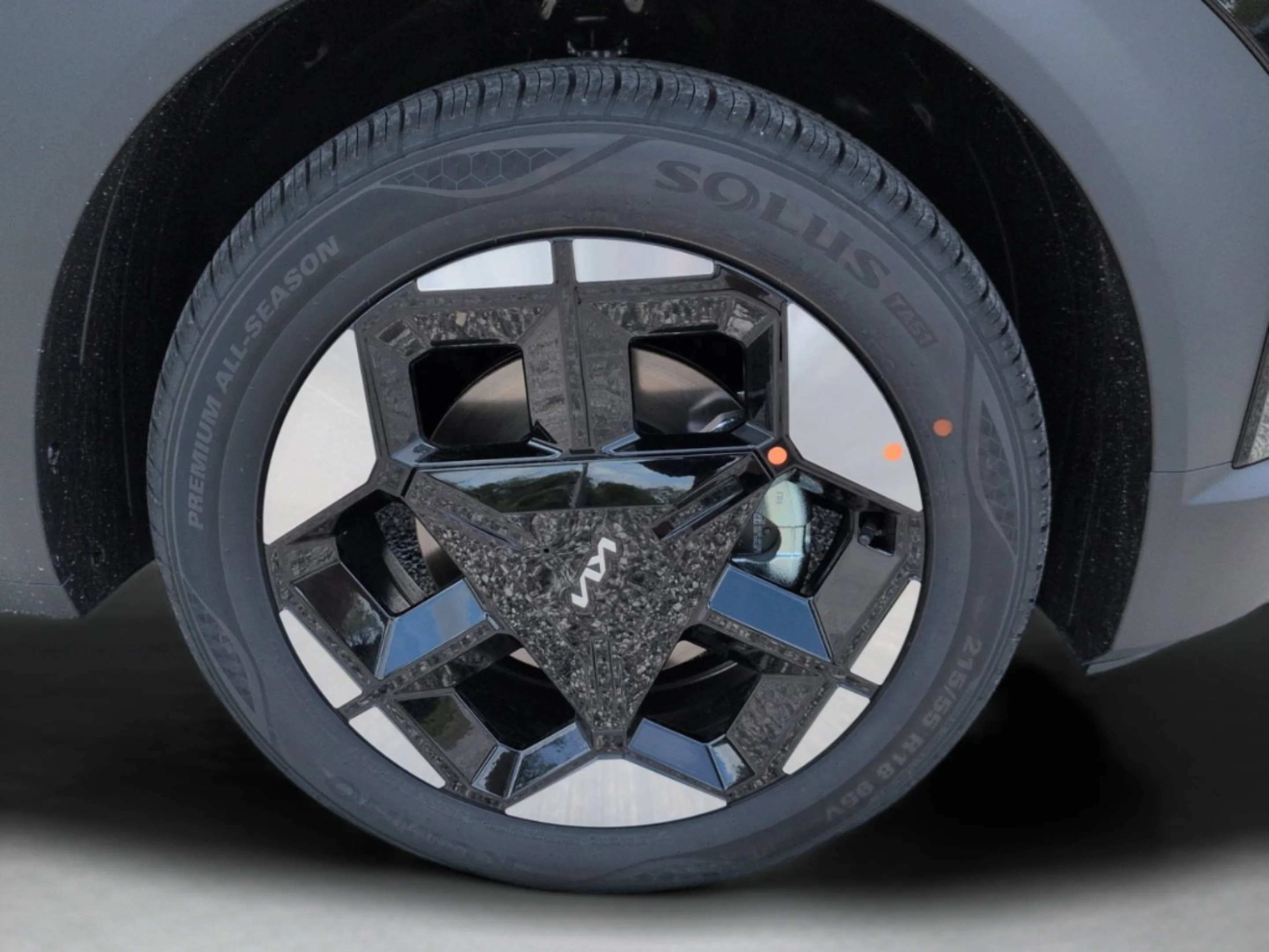 New 2027 Aurora Black Pearl Kia EX image 13