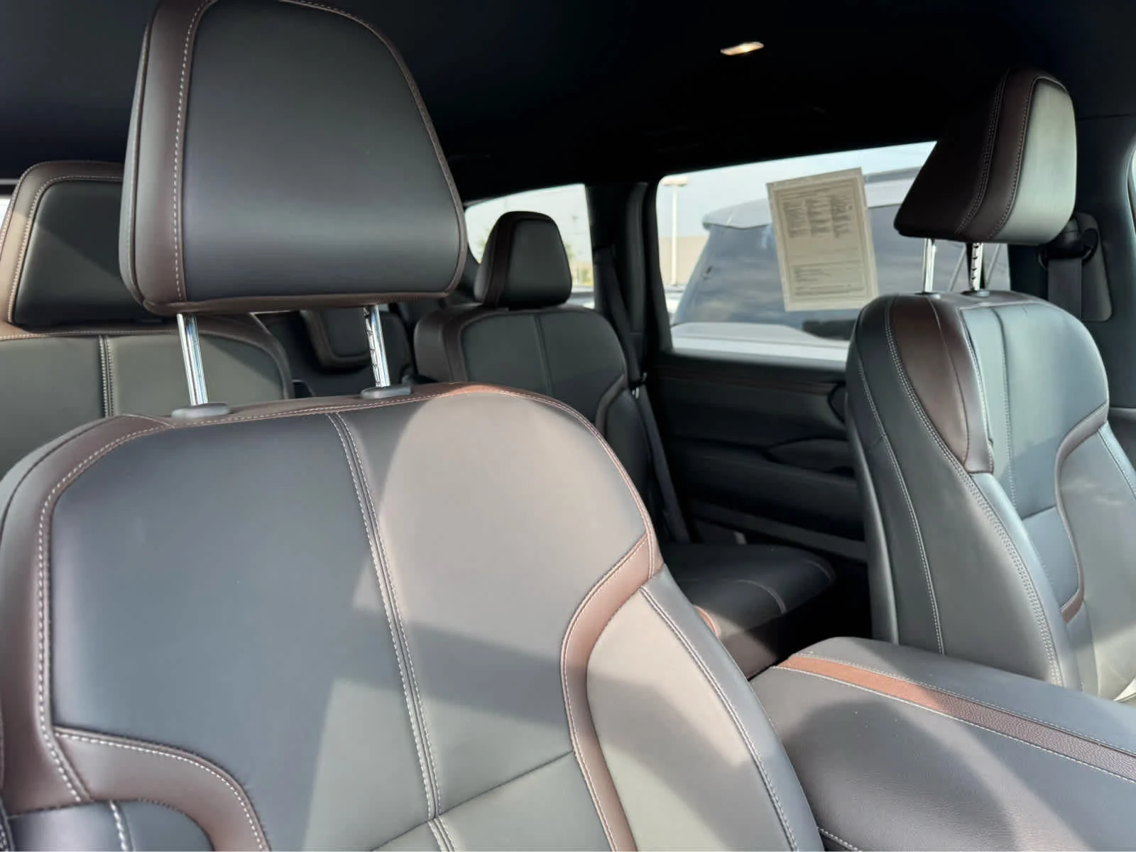 Used 2025 Aspen White Tricoat Nissan SL image 13