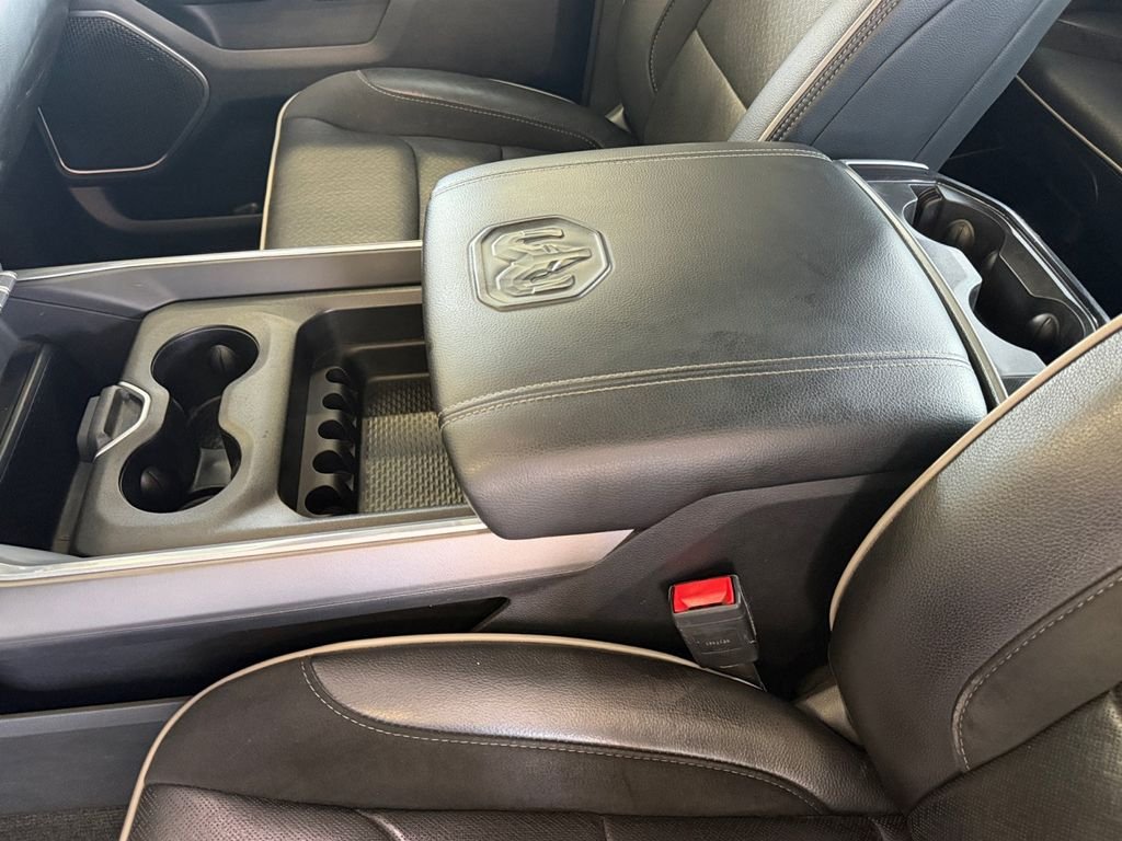 Used 2021 Black Ram Laramie image 11