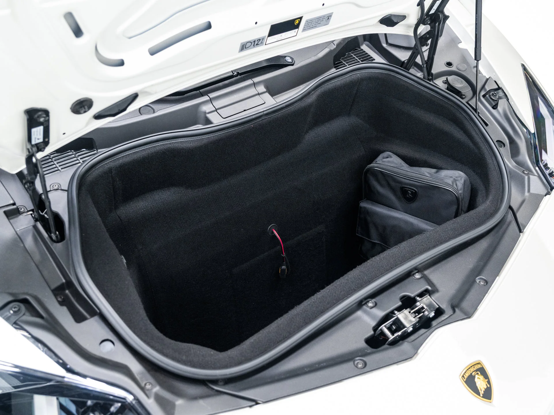 Used 2018 Bianco Isis Lamborghini  image 61