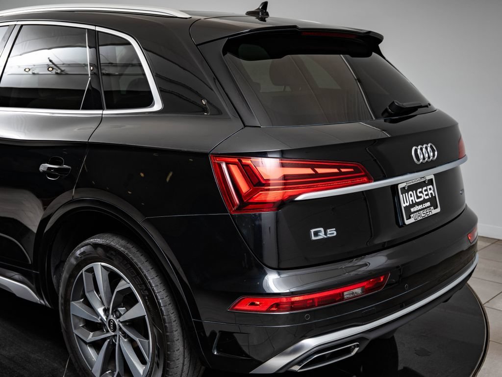 Used 2023 Mythos Black Metallic Audi 45 S line Premium image 19