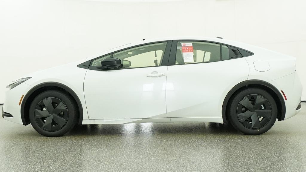 New 2026 Wind Chill Pearl Toyota LE image 2