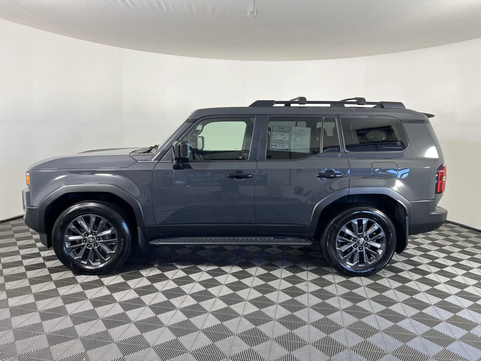 Used 2025 Underground Toyota Base image 29