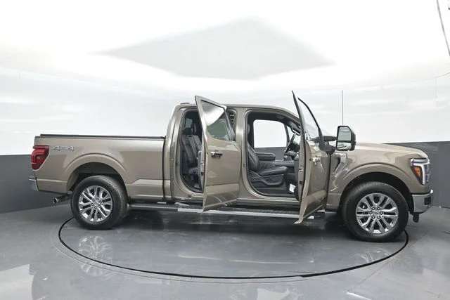 Certified Used 2025 Gray Ford Lariat image 58