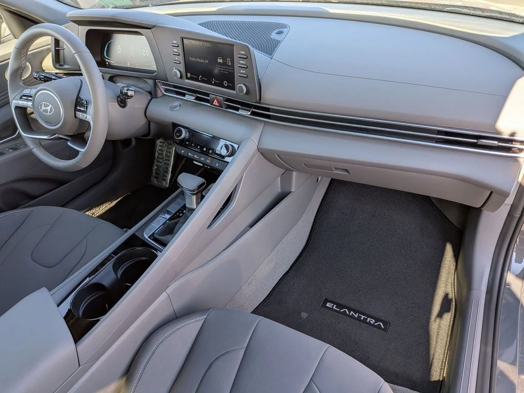 New 2026 Gray Hyundai SEL Sport image 29