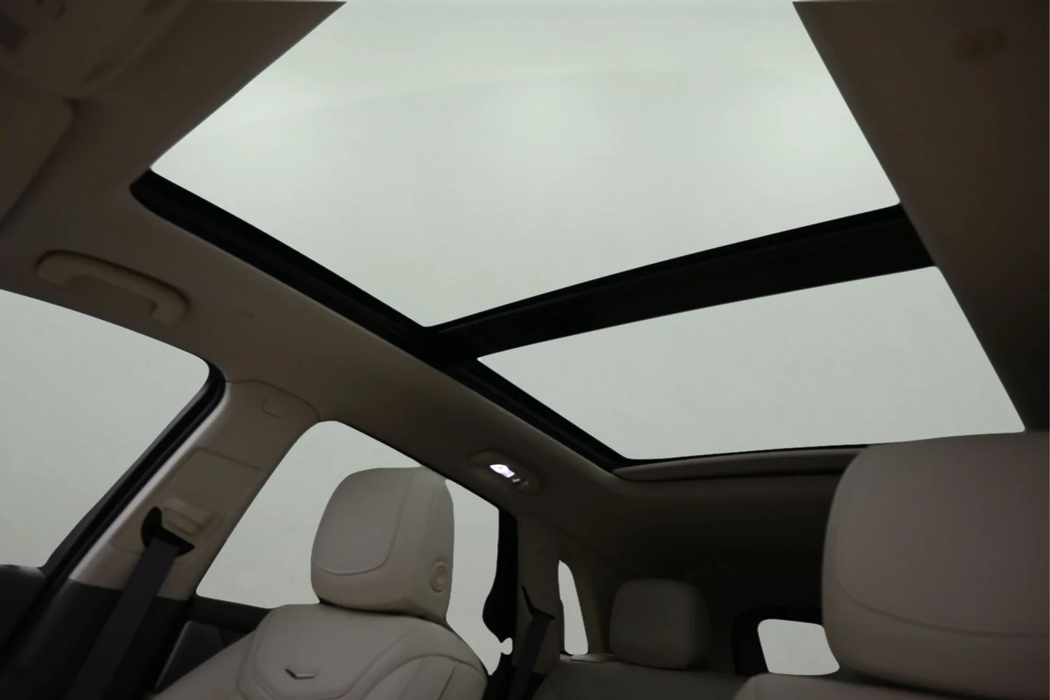 Used 2024 White Cadillac Premium Luxury image 12