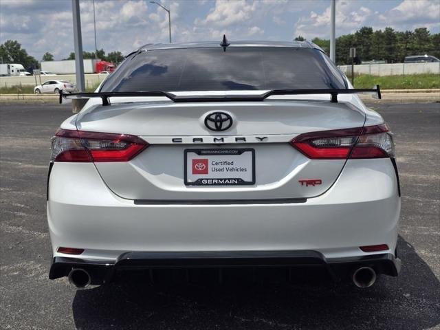 Certified Used 2022 MID BLK/WIND CHILL Toyota  image 14