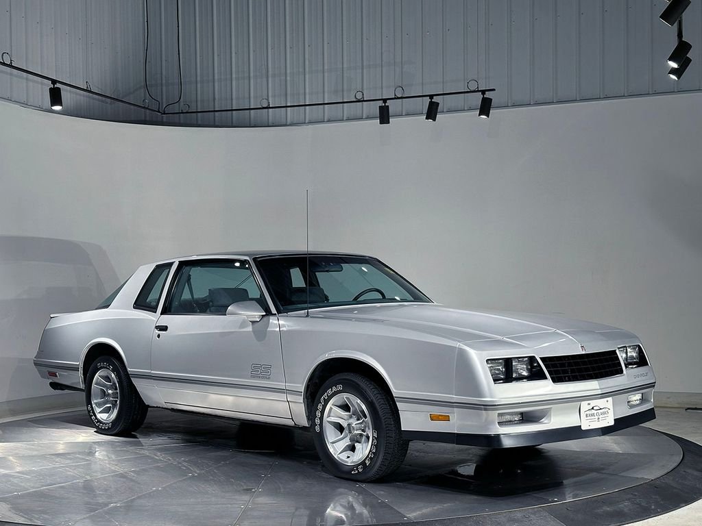 Used 1987 Gray Chevrolet  image 72