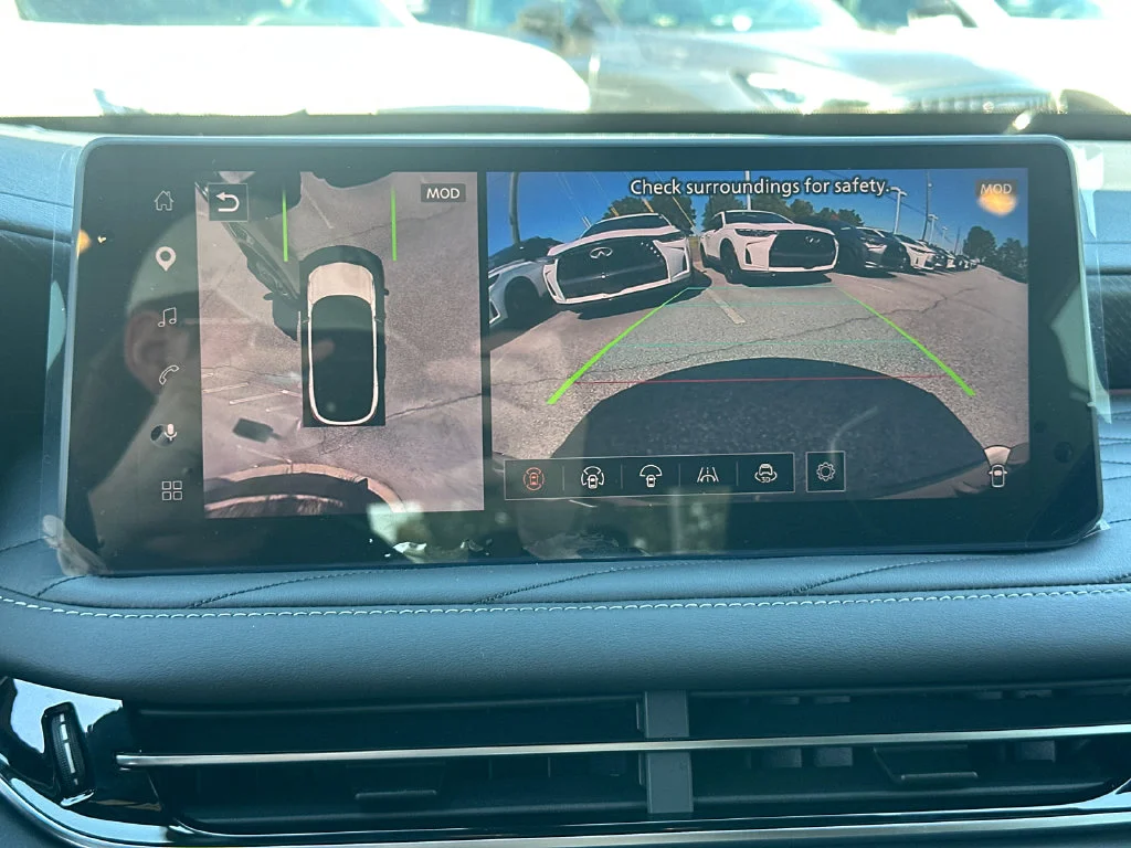 New 2027 MINERAL BLACK INFINITI Autograph AWD image 26