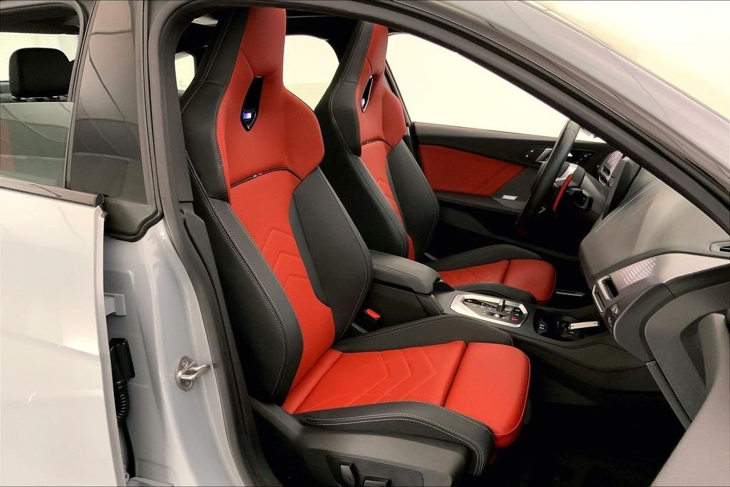 Used 2025 Brooklyn Grey Metallic BMW  image 6
