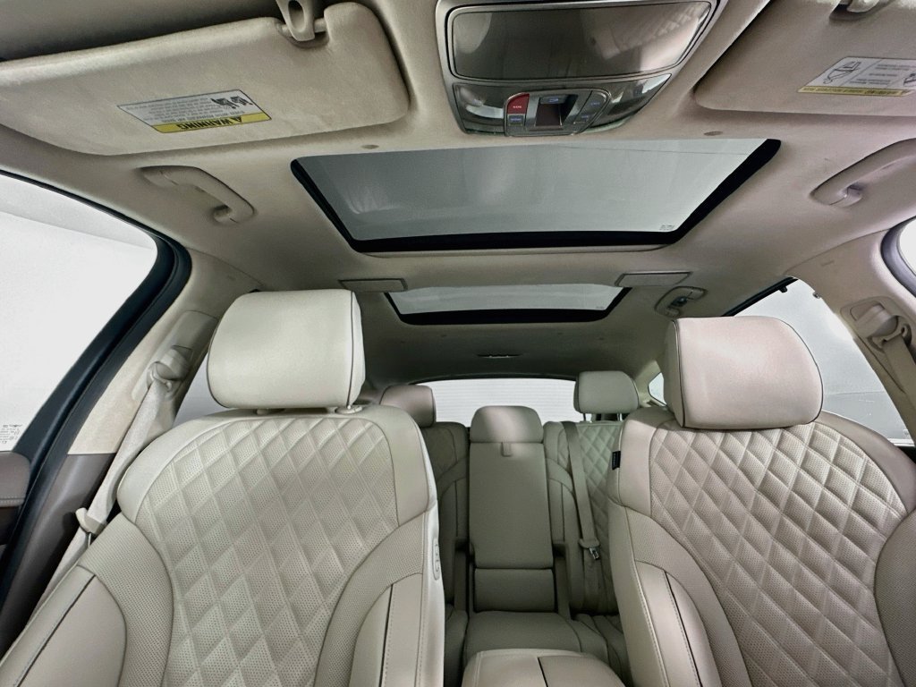 Used 2023 Silver Genesis 3.5T image 22