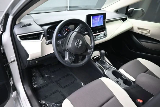Used 2025 Silver Toyota LE image 22