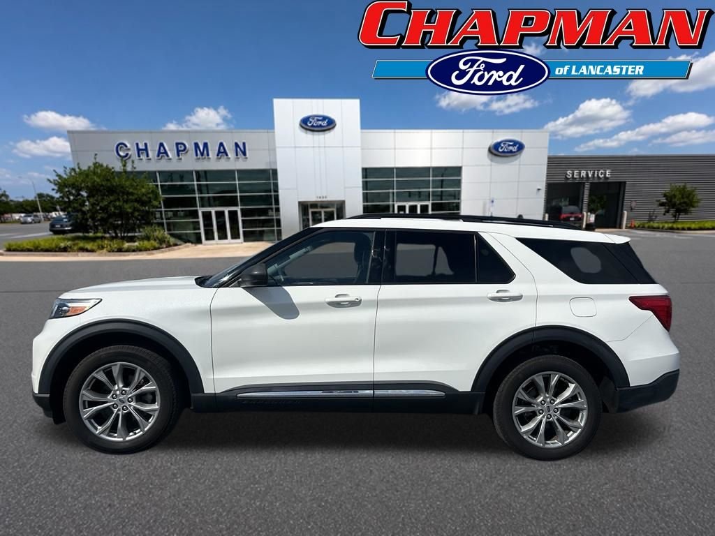 Used 2022 White Ford XLT image 2