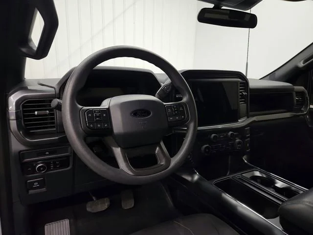 2025 Ford F-150 STX - Photo 17