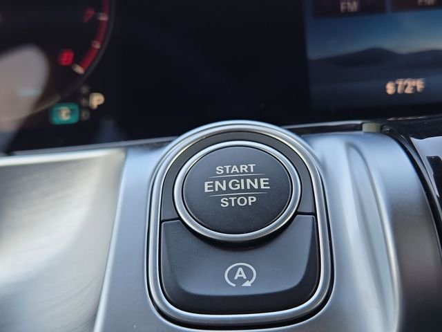 New 2026 Mountain Grey Metallic Mercedes-Benz GLB250 image 10