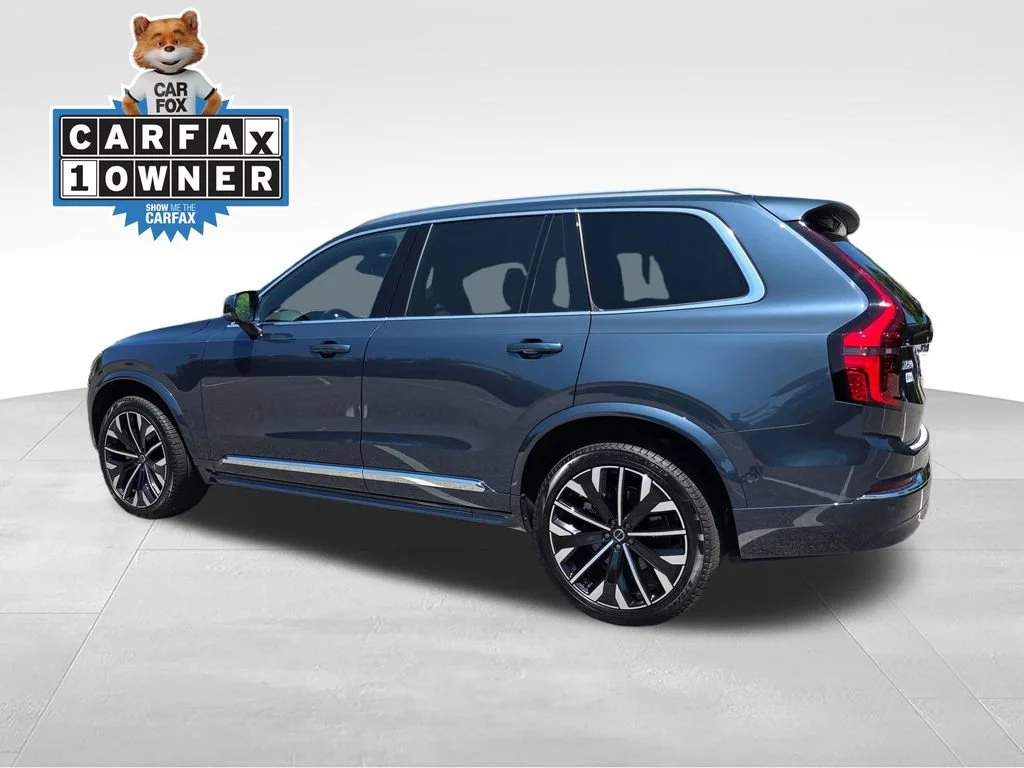 Used 2026  Volvo Plus image 5