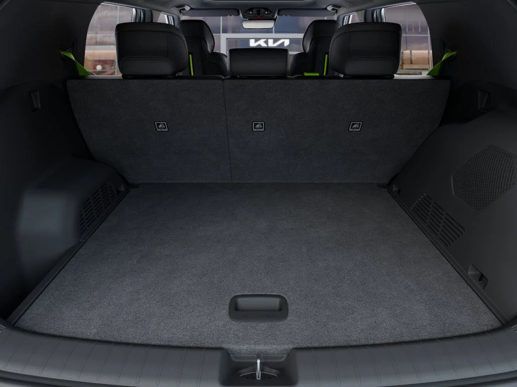 New 2027 Snow White Pearl Kia GT AWD image 19