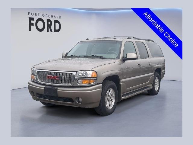 2003 GMC Yukon Denali's photo