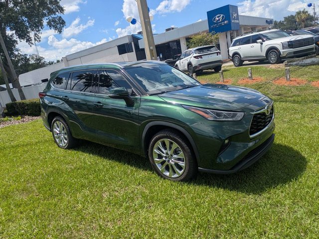 2023 Toyota Highlander Limited