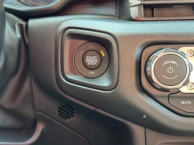 Used 2026 Beige Jeep Sport image 38