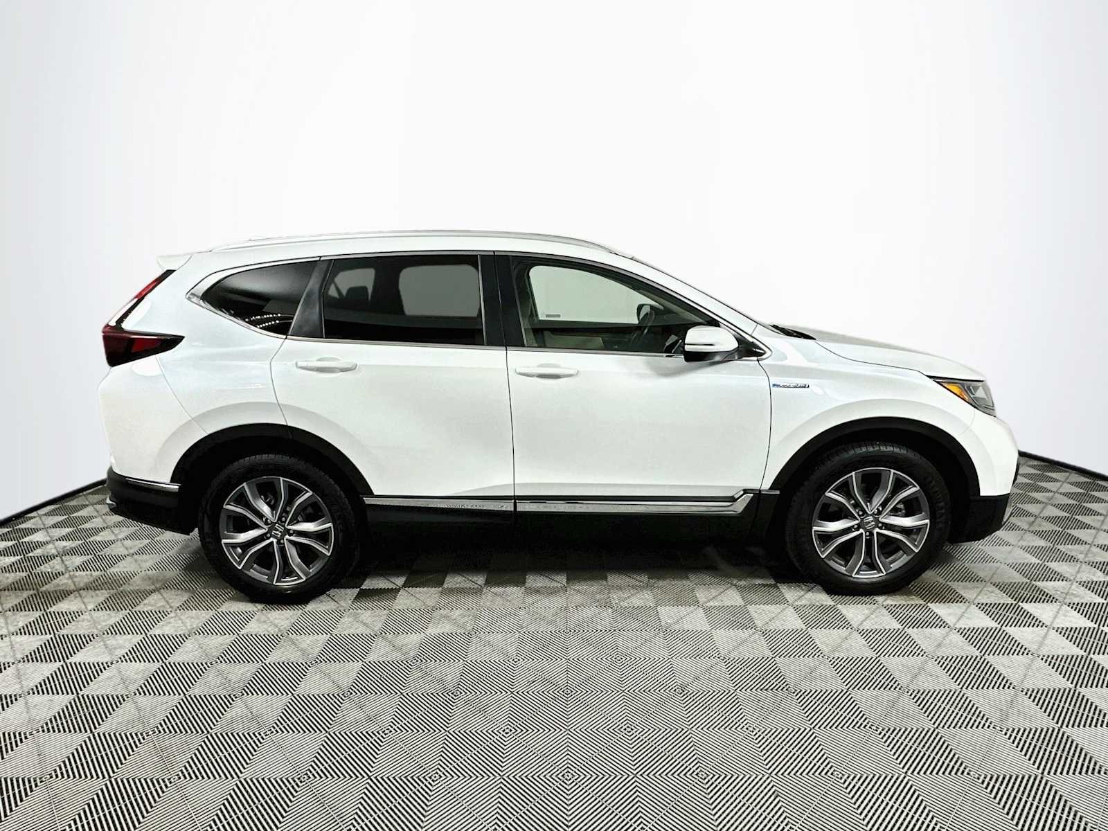 Used 2021 Platinum White Pearl Honda Touring image 8