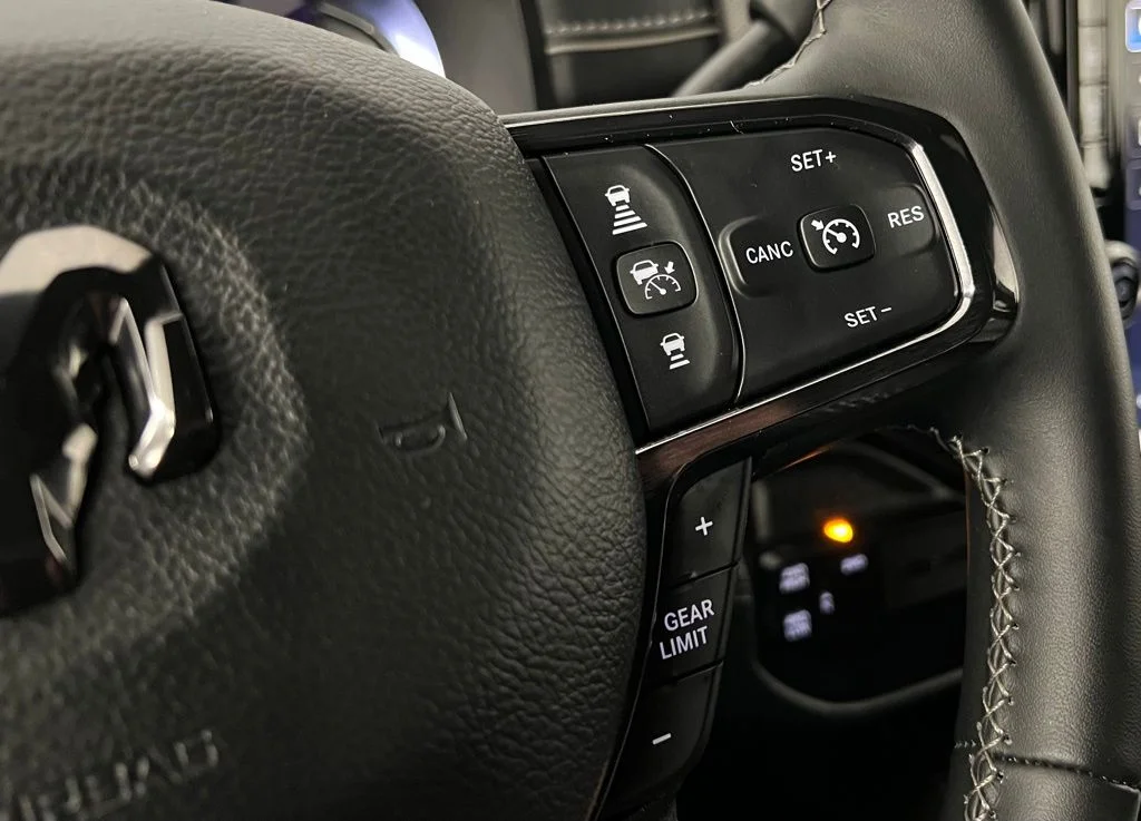 2024 RAM Ram 2500 Pickup Laramie Limited - Photo 35