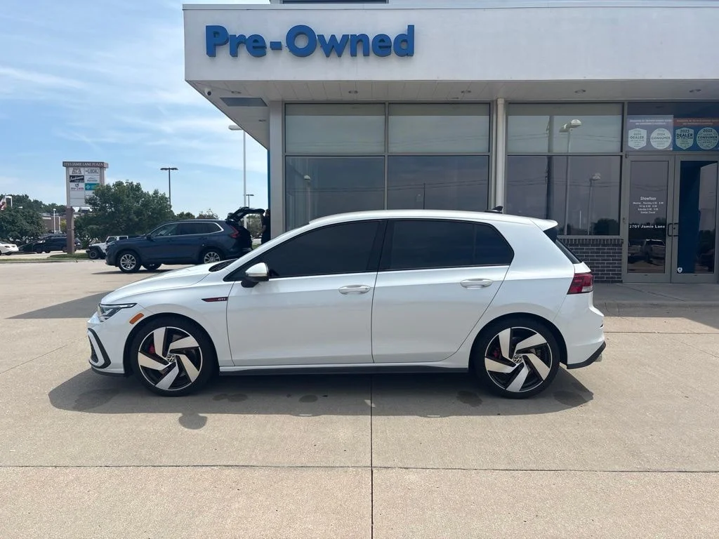 Used 2022 White Volkswagen 2.0T S image 8