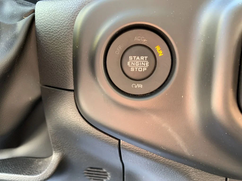 Used 2022  Jeep Unlimited Willys image 26