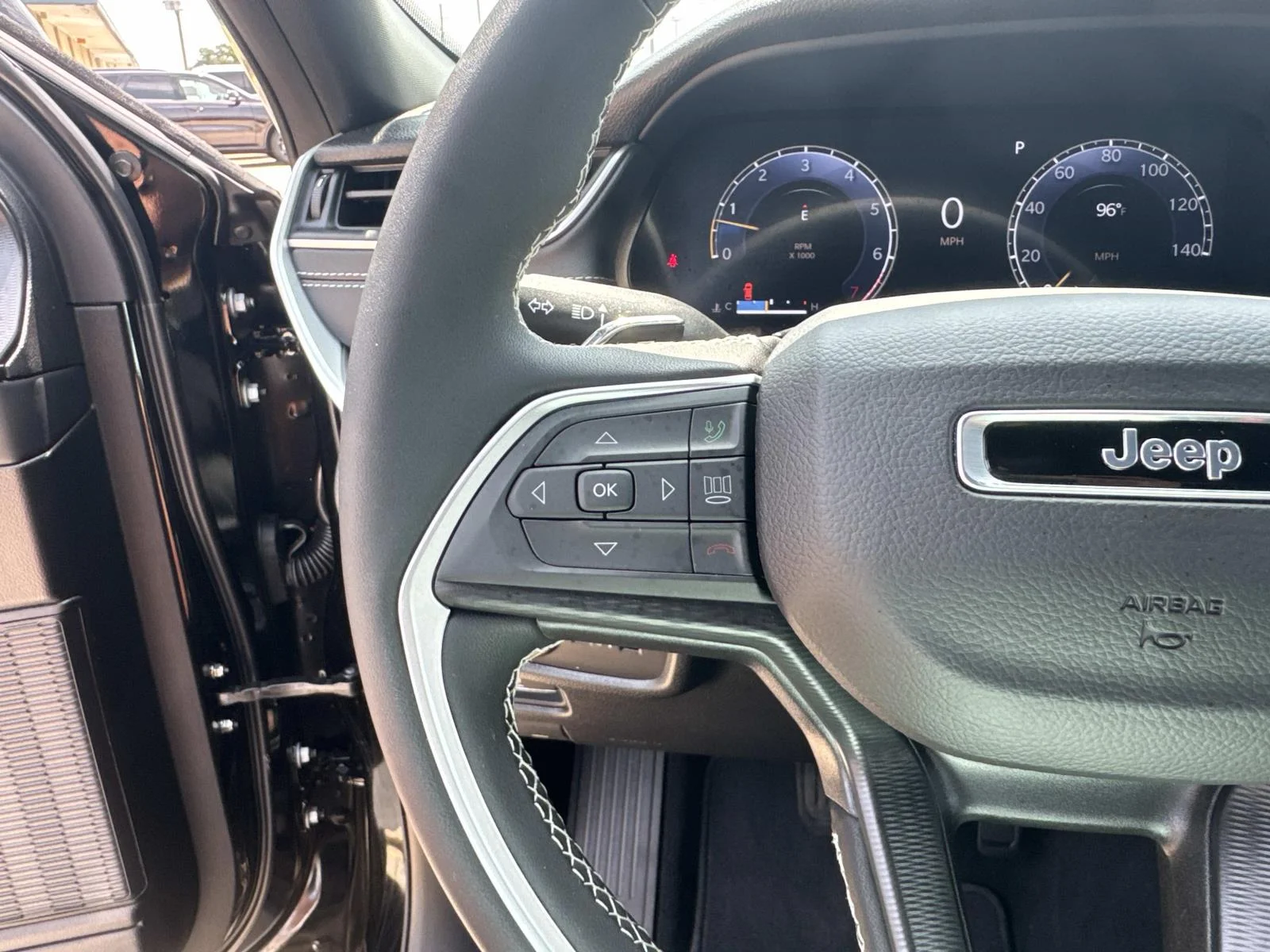 Used 2025 Black Jeep Laredo image 22