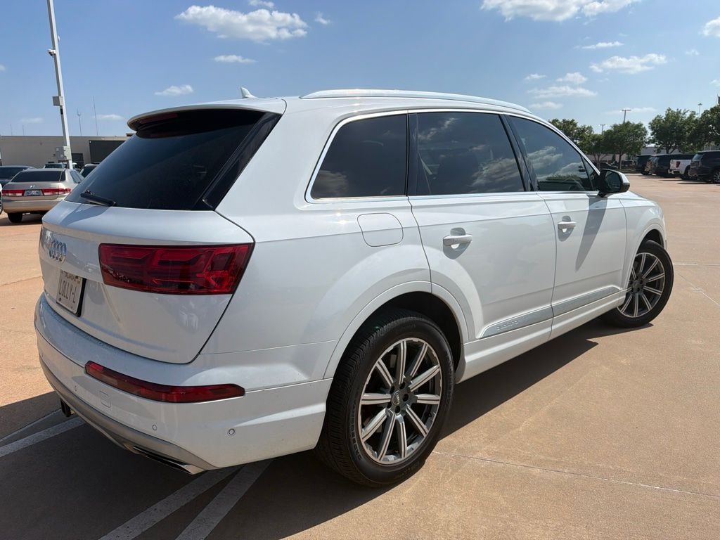 Used 2019 White Audi 55 Premium Plus image 4