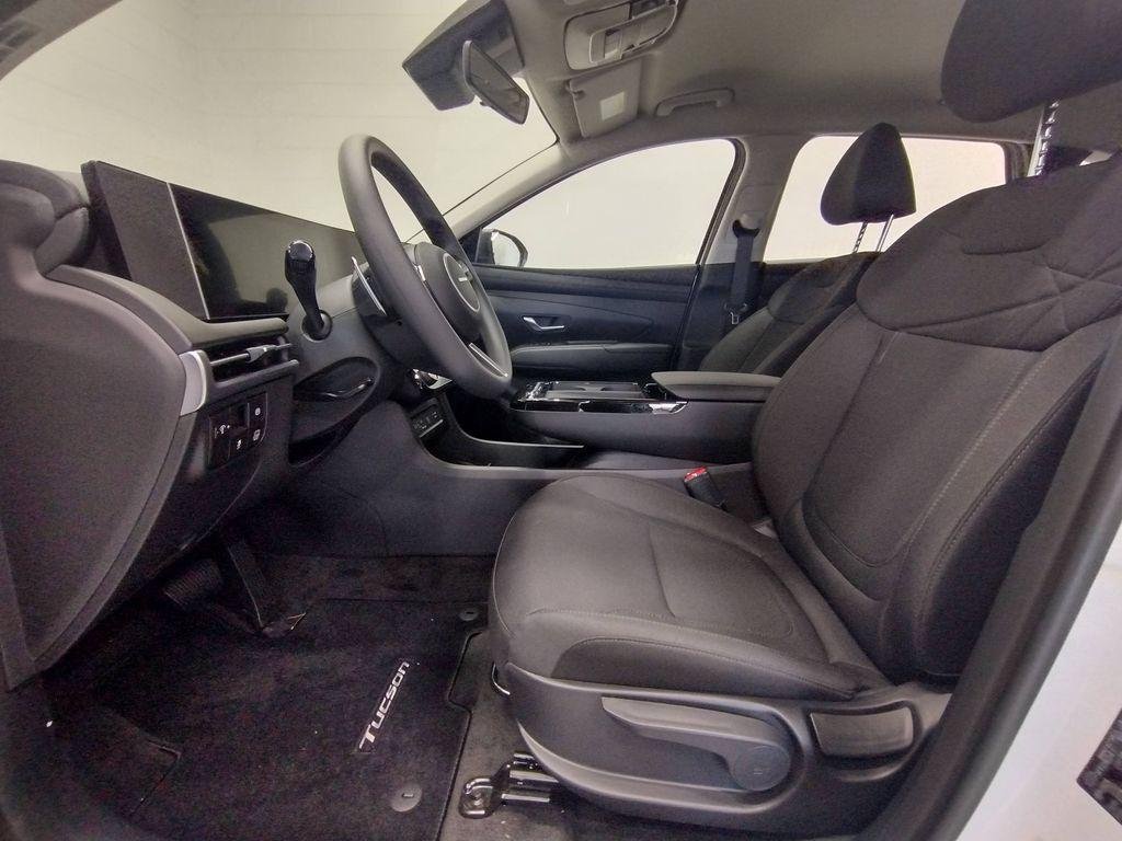 New 2026 White Pearl Hyundai Blue SE image 19