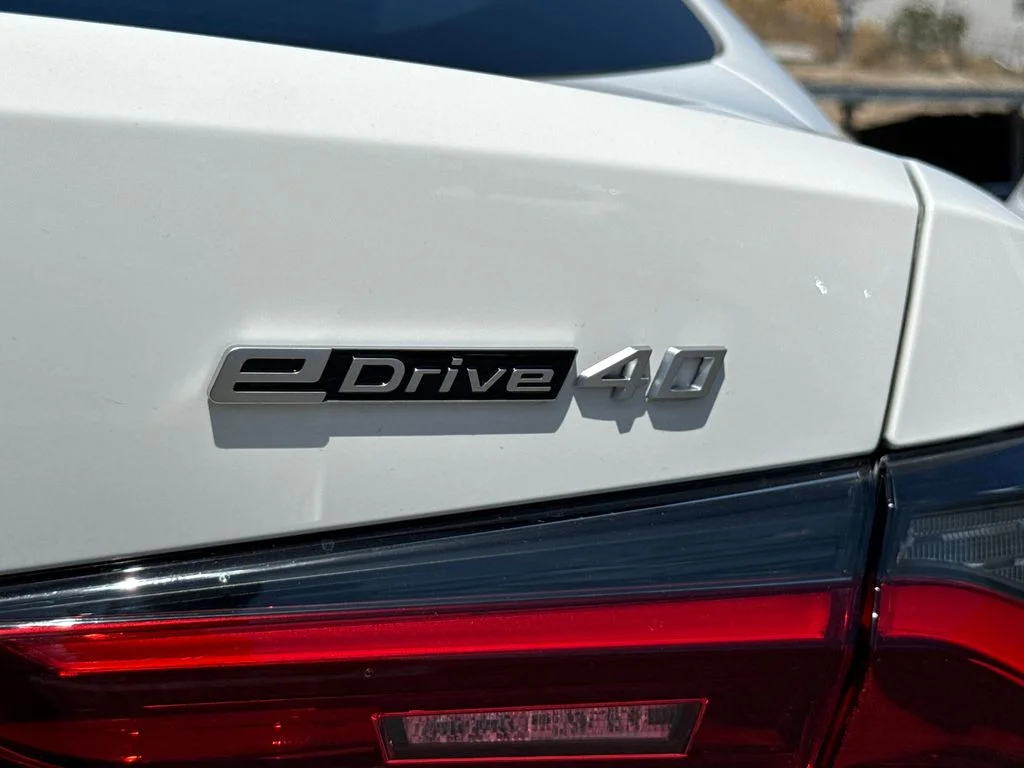 New 2026 White BMW eDrive40 image 12
