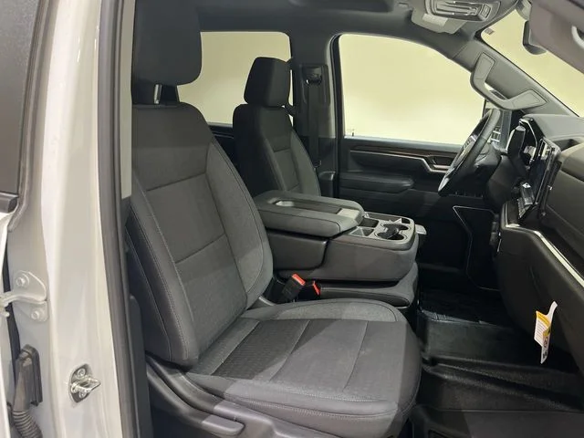 Used 2025 Summit White Chevrolet LT image 24