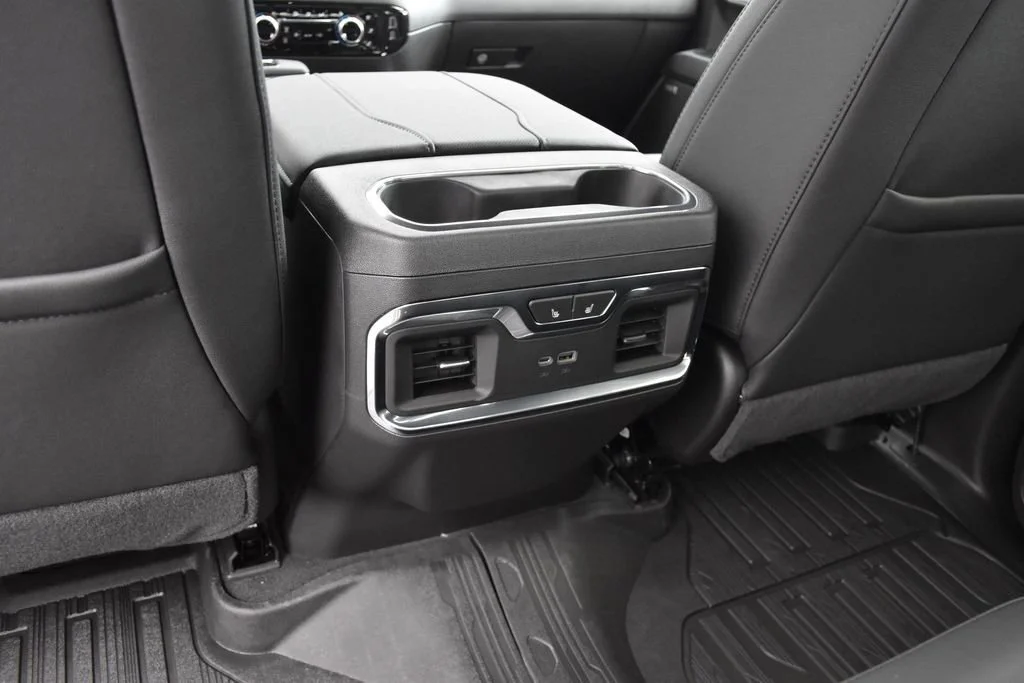 New 2026 Glacier White Tricoat GMC SLT image 24
